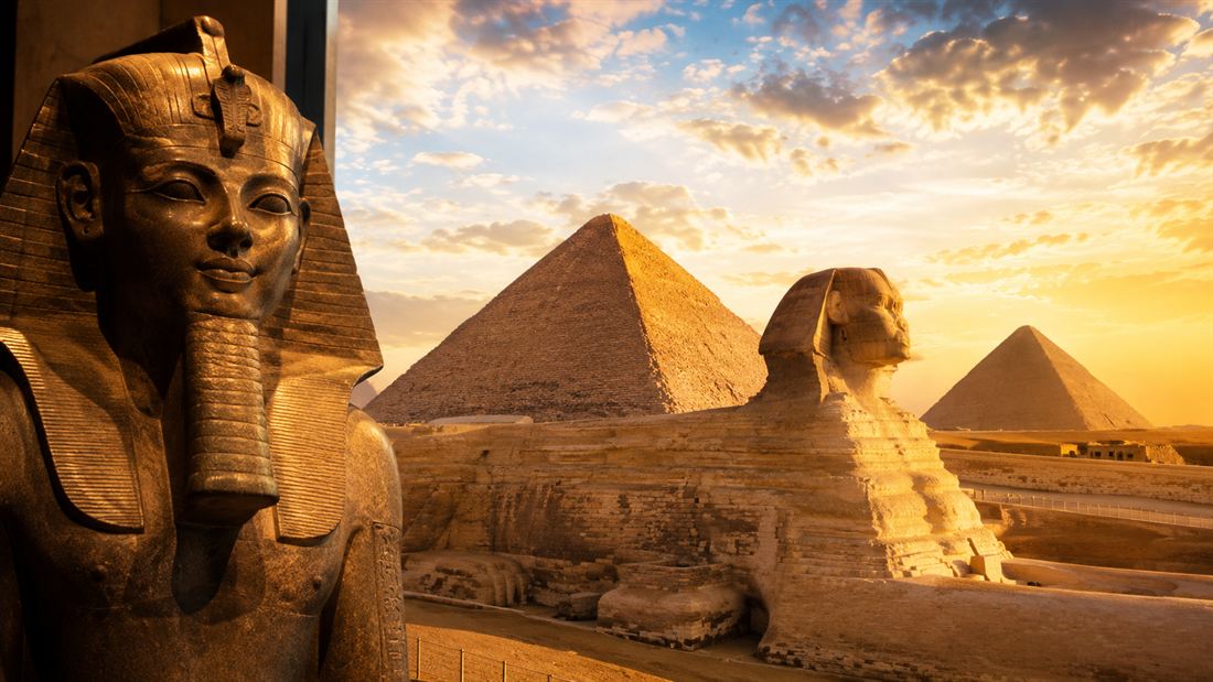 Giza Pyramids & Egyptian Museum